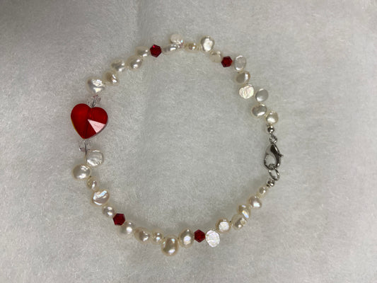 Dainty Heart Bracelet (by Pearls Originals)